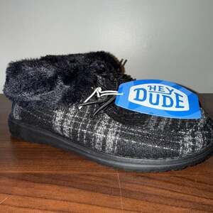 Hey Dude Wendy Fold Plaid Boot Cozy - Black Plaid NWT
